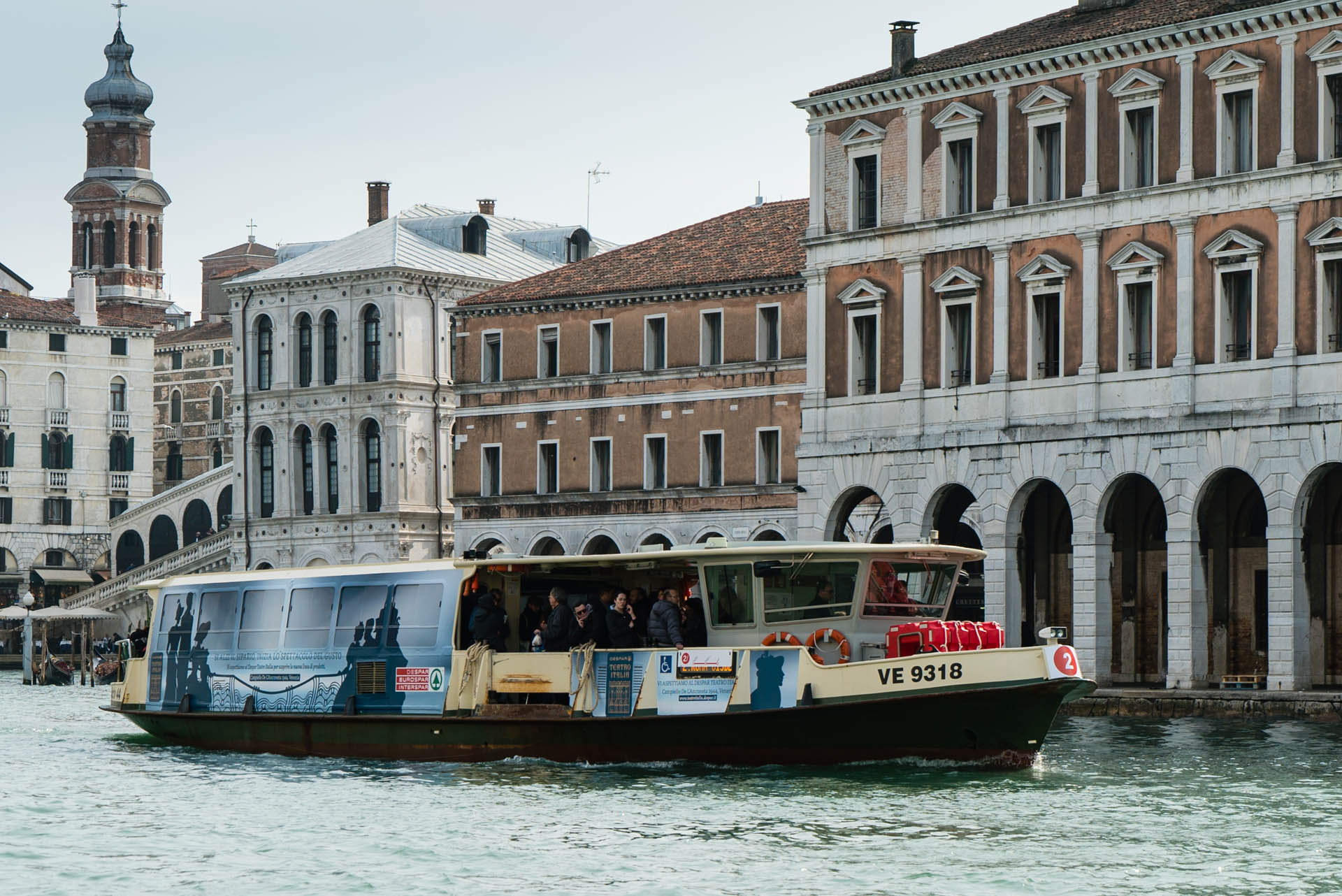 Transport in Venice - Vaporetto, water taxi & bus